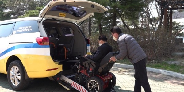 3. 용인시 교통약자 이동지원차량 모습.jpg