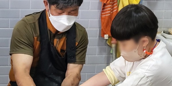 [크기변환]3. 도예체험 모습.jpg