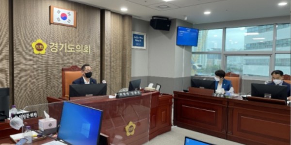 220810 제11대 전반기 경제노동위원회 첫 상임위 개최 (2).jpg