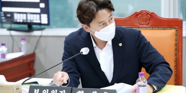 220816 황대호 의원, e 스포츠산업 외면하는 문화체육관광국 질타.JPG