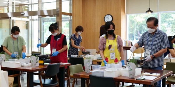 6-2. 생활원예 교육 모습.JPG