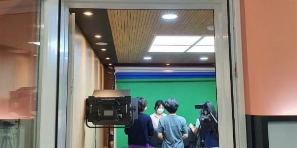 3. 남사도서관 1인 미디어아카데미 실습 모습.jpg