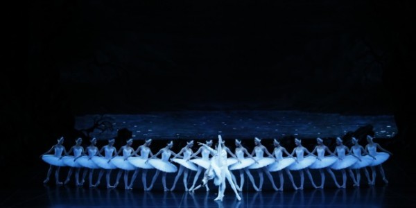 백조의 호수 주역 강미선, 콘스탄틴 노보셀로프.JPG