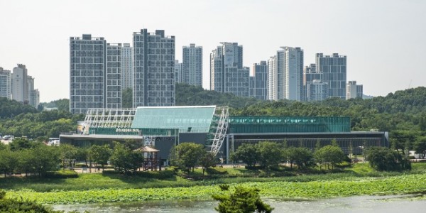 1.미술관 전경사진.jpg