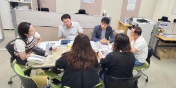 240704 유영일의원, 삼성초등학교 일원 하천 자동차단기 설치 논의.jpeg