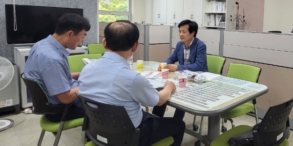 240716 문형근 의원, 비산초등학교 앞 안전한 등하굣길 조성 방안 논의.jpg