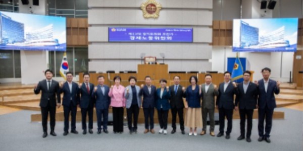 240724 경제노동위원회, 제376회 임시회 제1차 상임위원회로 의정활동 시작.JPG.jpg