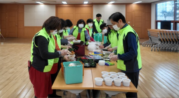 9-2. 풍덕천1동 밑반찬지원.jpg