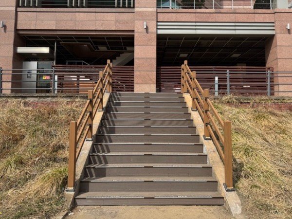 10. 영덕천 목재시설물 정비공사 현장.jpg