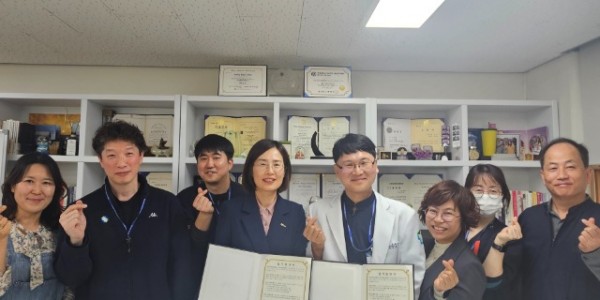 7-1. 용인시농업기술센터는 24일 경기도립정신병원과 업무협약을 체결했다.jpg