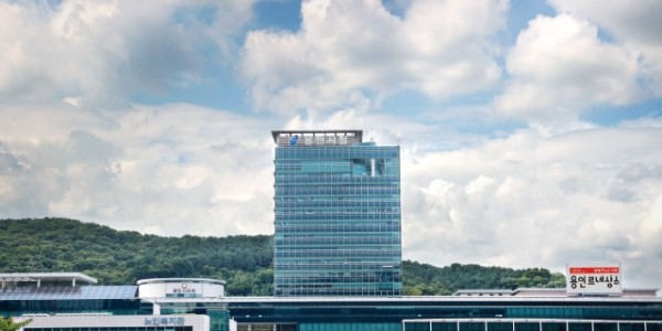 1. 용인특례시청사 전경.jpg