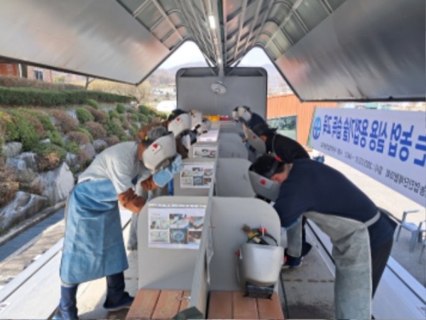 9-1. 용인특례시는 3월 31일부터 2일간 지역 농업인 25을 대상으로 용접기술교육을 진행했다.jpg