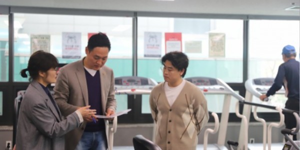 250421 오석규 의원, 의정부시장애인복지관 노후 시설 확인 및 환경 개선을 위한 현장 점검 (1).JPG.jpg