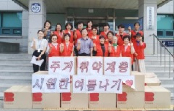 6-1. 이동읍, 주거취약가구에 여름침구 지원.jpg