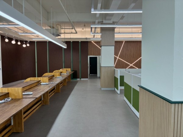 4-2. 용인특례시는 22일 모현읍 행정복지센터 1층 민원실을 리모델링하고 25일부터 개방한다.jpg