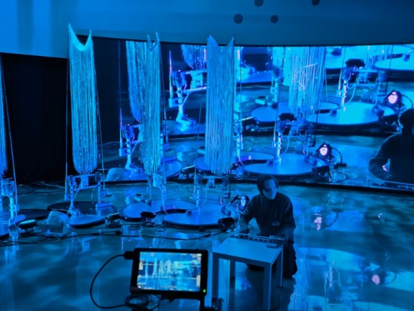 (메인사진) 퍼포먼스 모습1.jpg