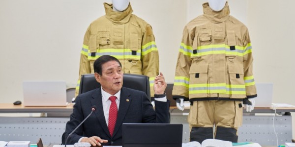 251117 김규창 부의장, 무겁고 활동성 떨어지는 방화복 시급히 교체 필요.jpg