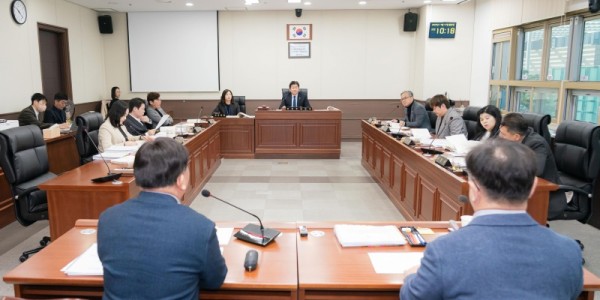 20251117 2025년 행정사무감사 1일차(1)자치행정위원회-기획조정실,시민소통관,감사관,공보관,미디어담당관.jpg