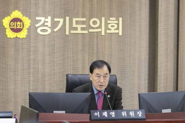 251118 이제영 의원, 행정사무감사서 미래성장산업국 등 일부 부서의 중증장애인 생산품 구매 부진 지적 (1).jpg