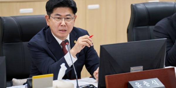 251121 윤충식 의원, 선착순 AI 지원은 차별의 경기 초래... 선심성 예산 지양해야.jpg