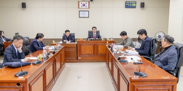 20251125 2025년 행정사무감사 9일차(4)도시건설위원회 (1).jpg