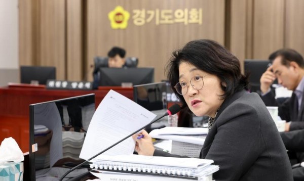 251209 신미숙 의원, 통합재정안정화기금 ‘돌려막기 기금’ 전락 ...기금 구조 전면 개편 필요.jpg