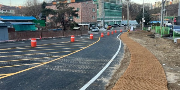 1. 용인특례시는 고기교~고기초 후문을 잇는 도로를 확장·정비했다고 밝혔다..jpg