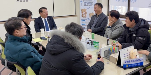 251217 명재성 의원,  “마을버스, 골목 아닌 대출 받으러 은행 뛰어다녀...” 마을버스 운수종사자 고충 청취 (1).jpg