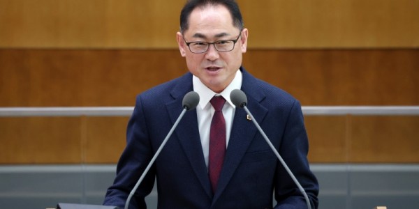 251226 김완규 의원 의원, “오락가락 행정 STOP”, 고양 경제자유구역 지연, 경기도 책임 촉구 (1).jpg