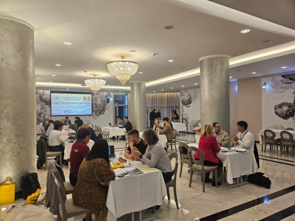 1-1. (주)화이어제로가 2024 동유럽 시장개척단에 참가한 모습..jpg